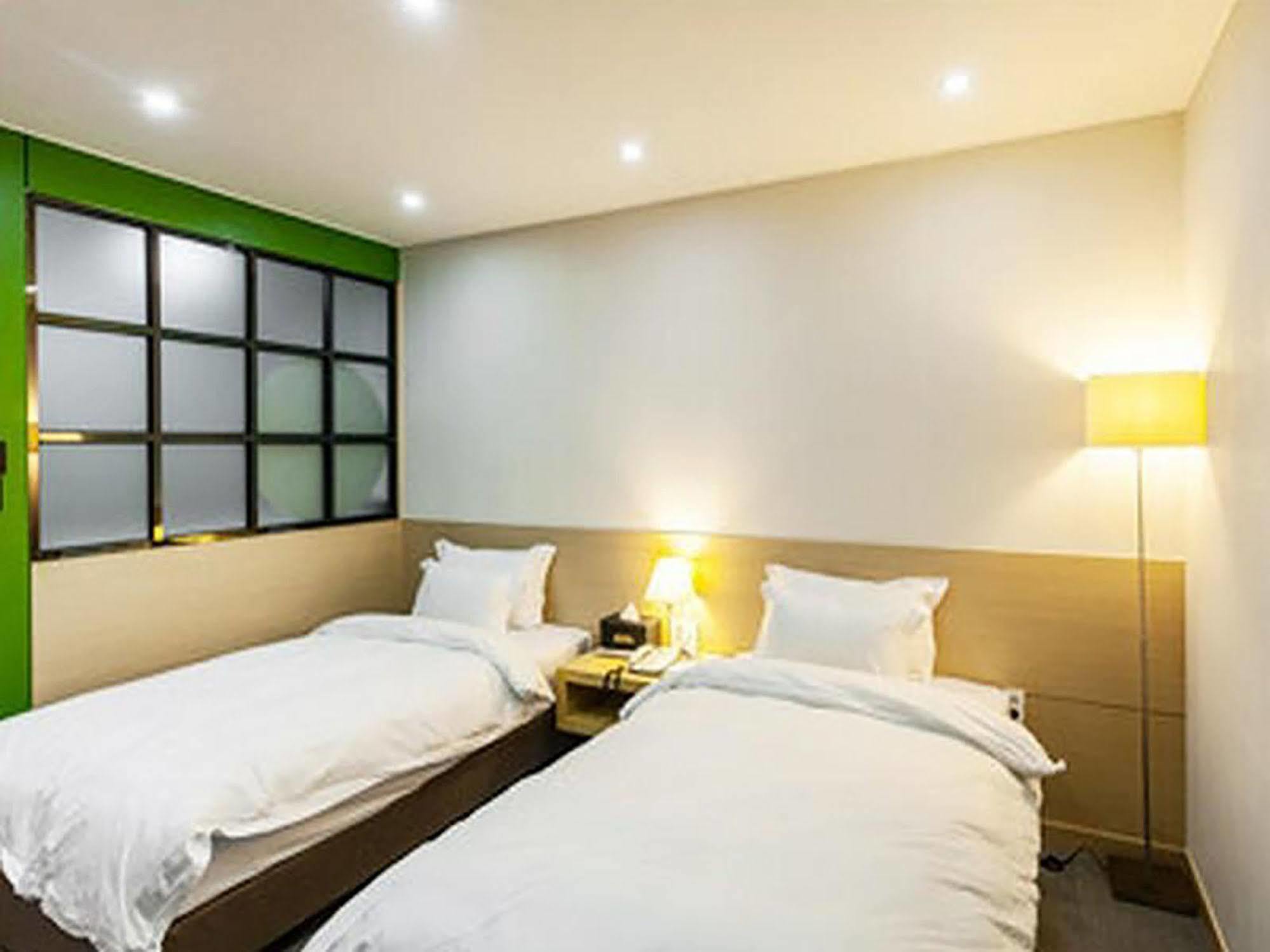 Hotel France غوانغجو المظهر الخارجي الصورة